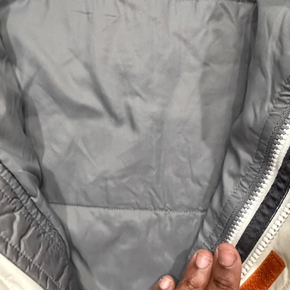 The North Face HyVent Ski Jacket Mens XL White Grey Orange Colorblock Waterproof